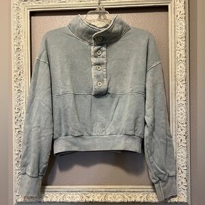 NWOT Emory Park Mineral Washed Light Blue Cropped Sweatshirt